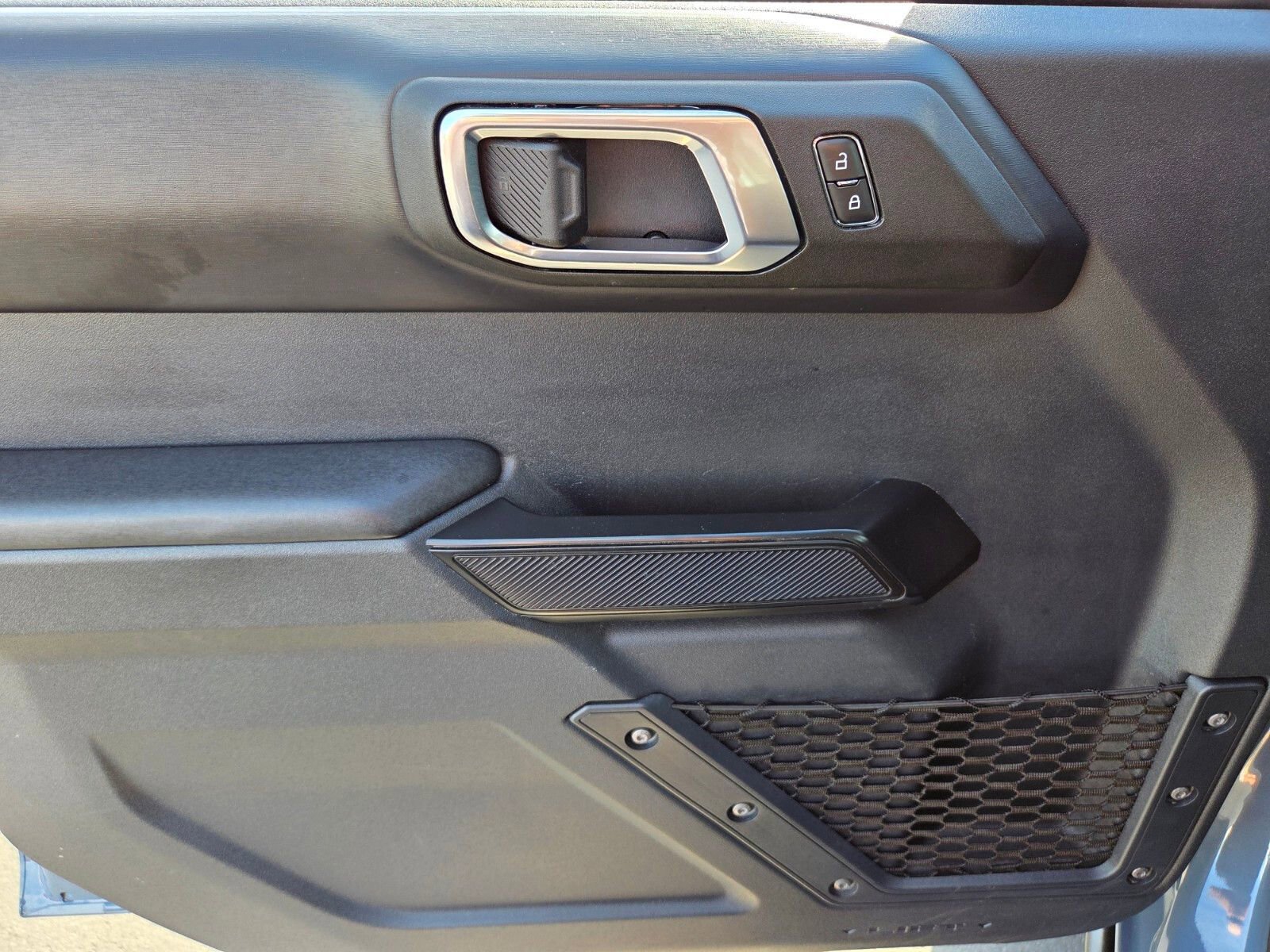 Certified 2025 Ford Bronco Badlands AWD/4WD image 17