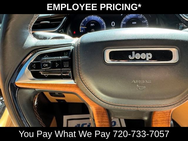 Used 2023 Jeep Grand Cherokee Summit AWD/4WD image 28