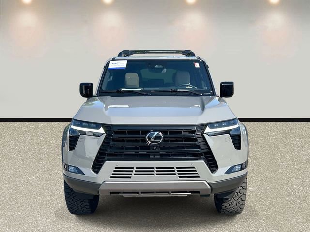 Used 2024 Lexus GX 550 AWD/4WD image 2