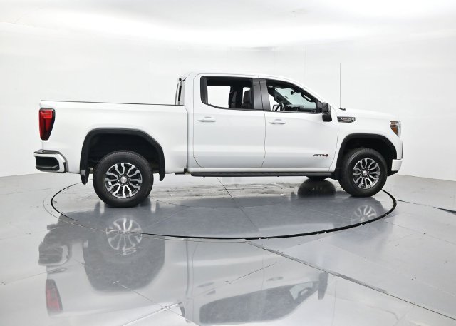 Used 2021 GMC Sierra 1500 AT4 w/ AT4 Premium Package AWD/4WD image 2