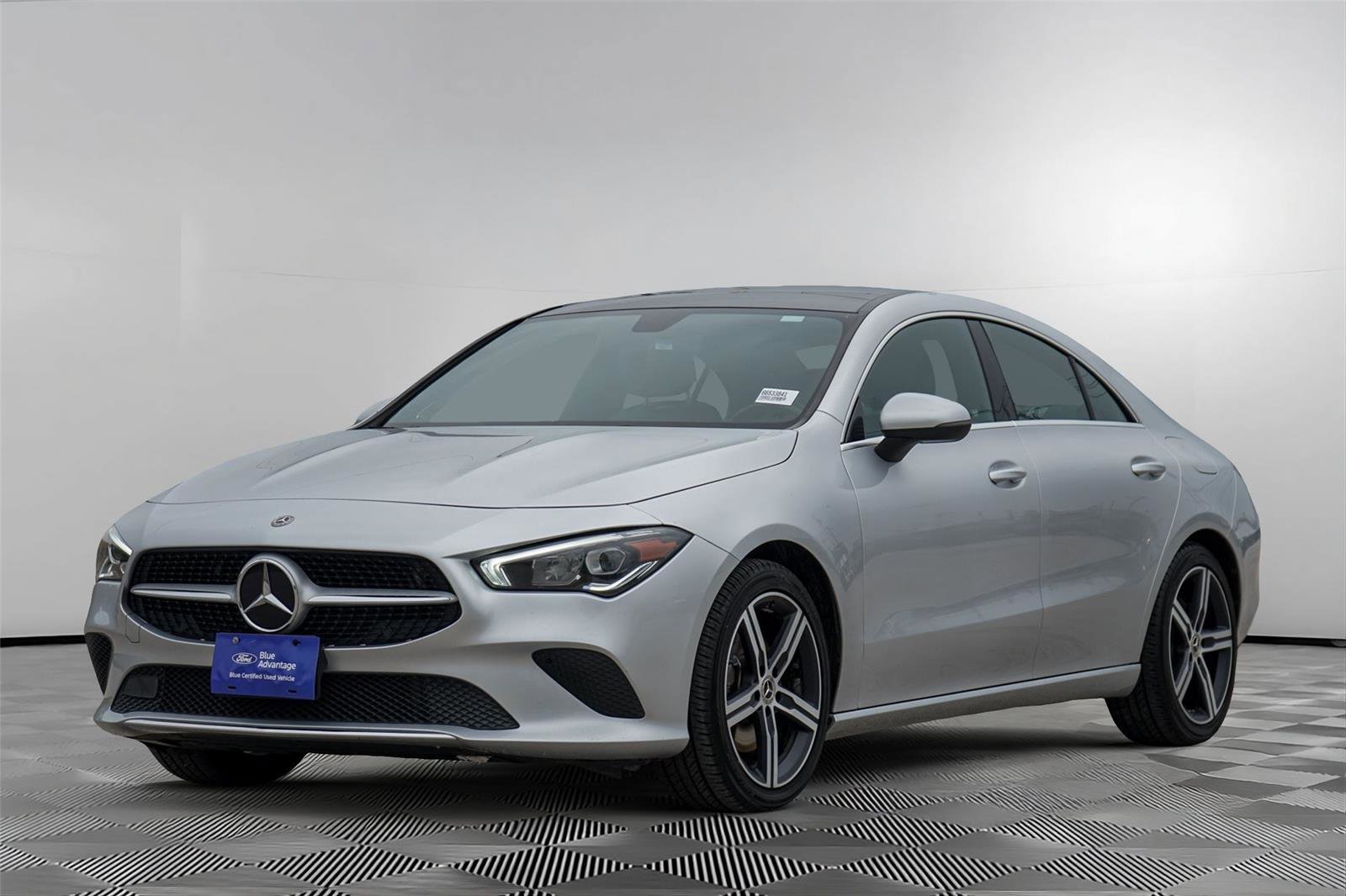 Used 2021 Mercedes-Benz CLA 250 4MATIC image 8