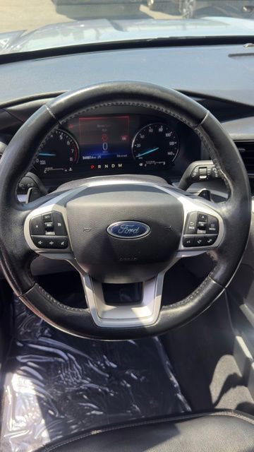Certified 2020 Ford Explorer XLT w/ Equipment Group 202A AWD/4WD image 9