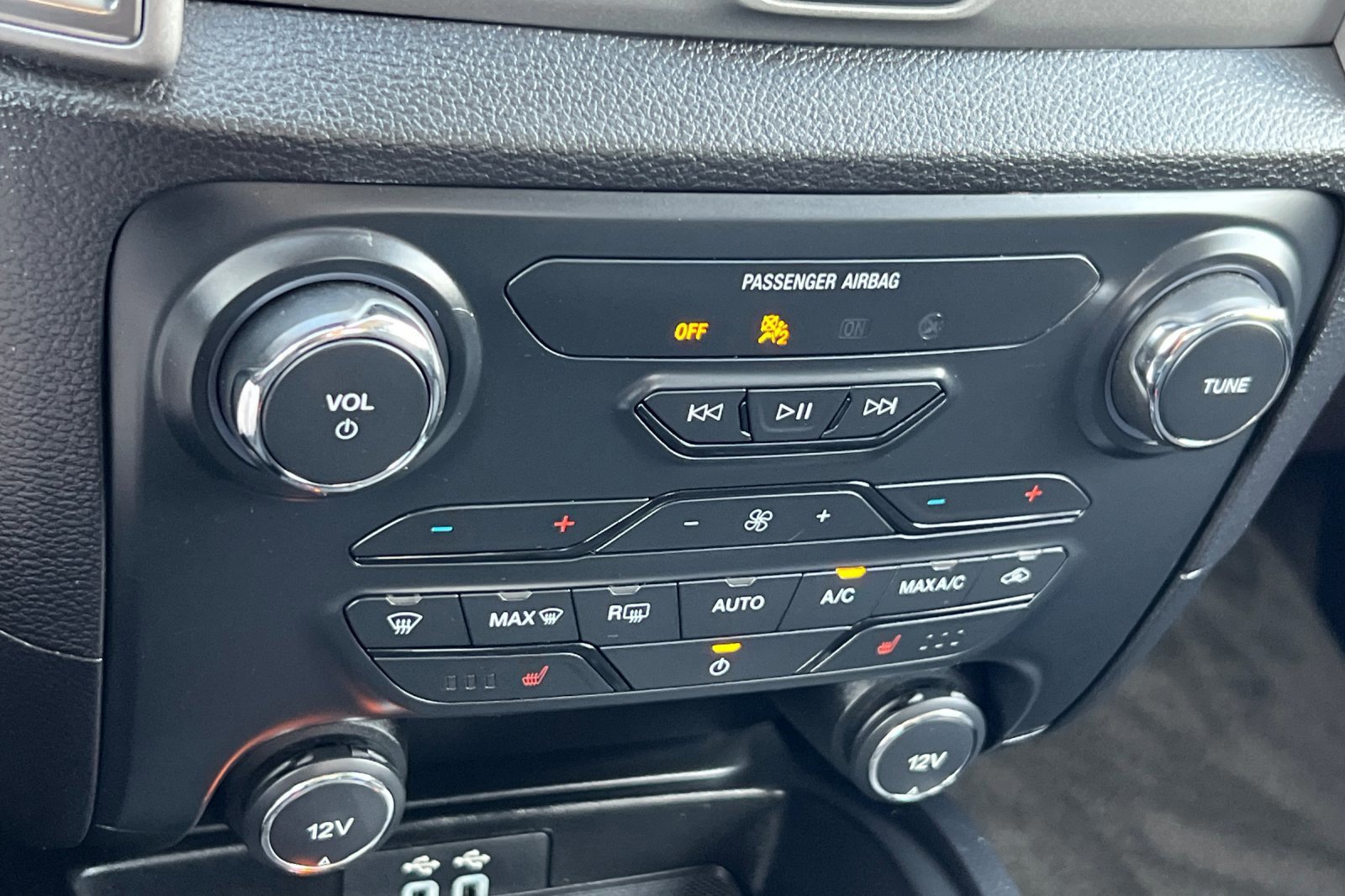 Certified 2019 Ford Ranger XLT w/ Equipment Group 302A Luxury image 21