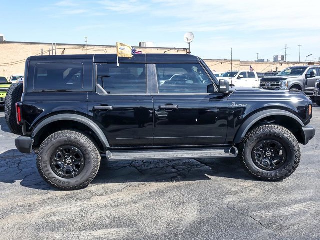Certified 2025 Ford Bronco Outer Banks w/ Sasquatch Package AWD/4WD image 11