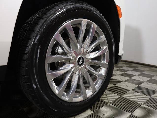 Used 2023 Cadillac Escalade ESV Premium Luxury w/ LPO, Illumination Package image 37