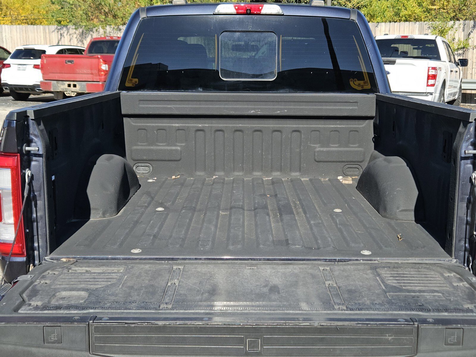 Certified 2022 Ford F150 Platinum w/ Equipment Group 701A High image 32