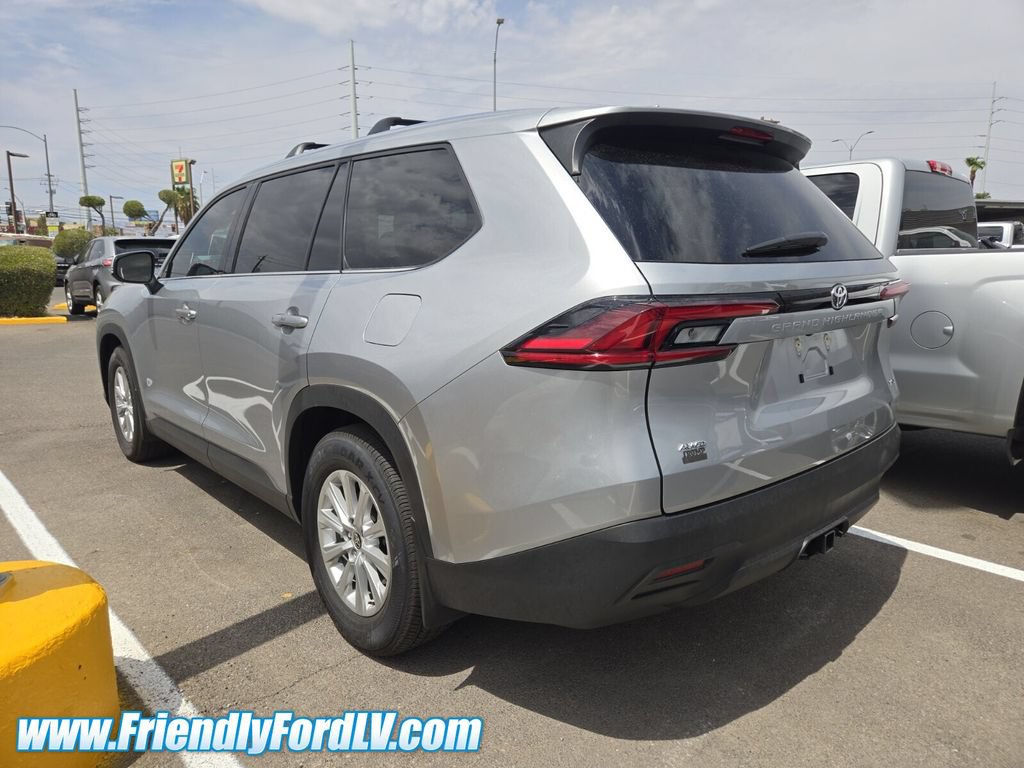 Used 2026 Toyota Grand Highlander AWD image 3