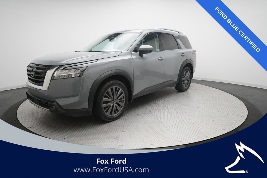 Used 2022 Nissan Pathfinder SL AWD/4WD image 1