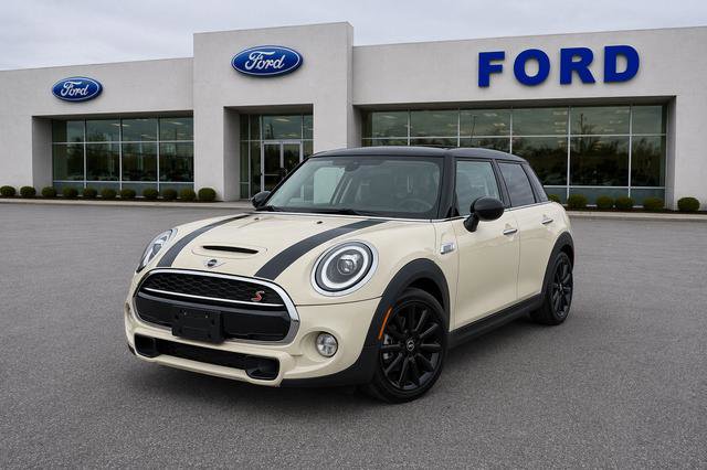 Used 2018 MINI Cooper S FWD image 1