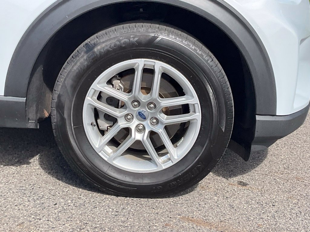 Certified 2025 Ford Explorer Active AWD/4WD image 23