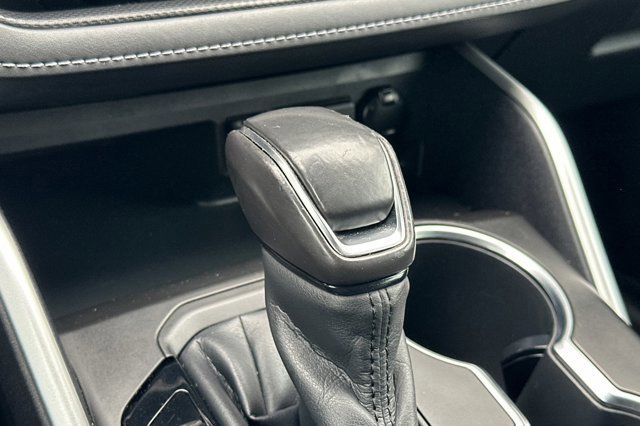 Used 2020 Toyota Highlander LE image 28