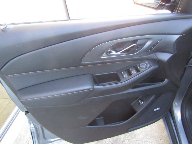 Used 2019 Chevrolet Traverse Premier w/ LPO, Floor Liner Package AWD/4WD image 28