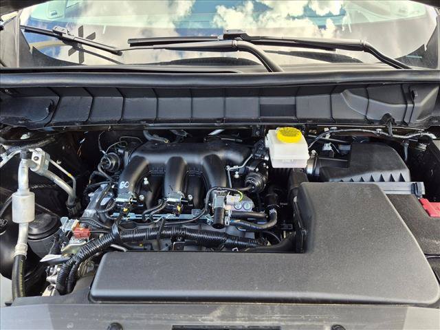 Used 2025 Nissan Pathfinder Platinum w/ Cargo Package FWD image 22