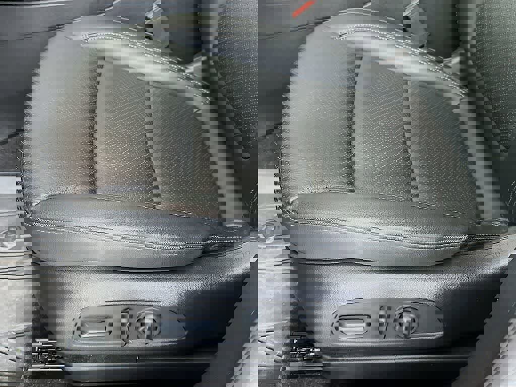 Used 2022 Buick Encore GX Essence w/ Experience Buick Package image 29