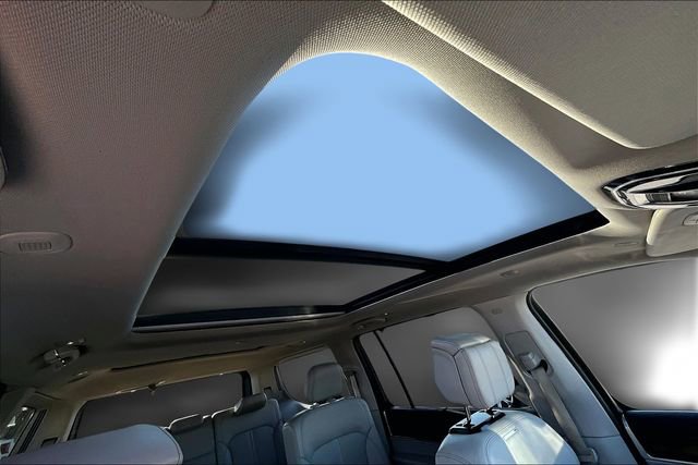 Used 2022 Jeep Grand Wagoneer Series I image 13