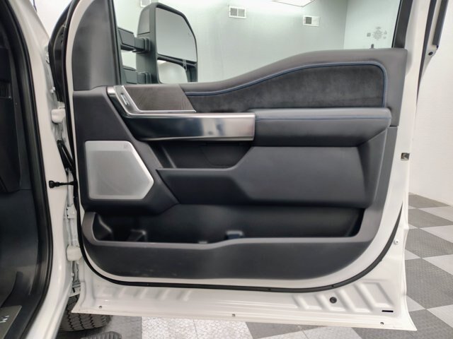 Certified 2025 Ford F350 Platinum AWD/4WD image 36