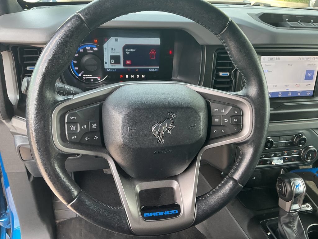 Certified 2022 Ford Bronco Big Bend w/ Sasquatch Package AWD/4WD image 19
