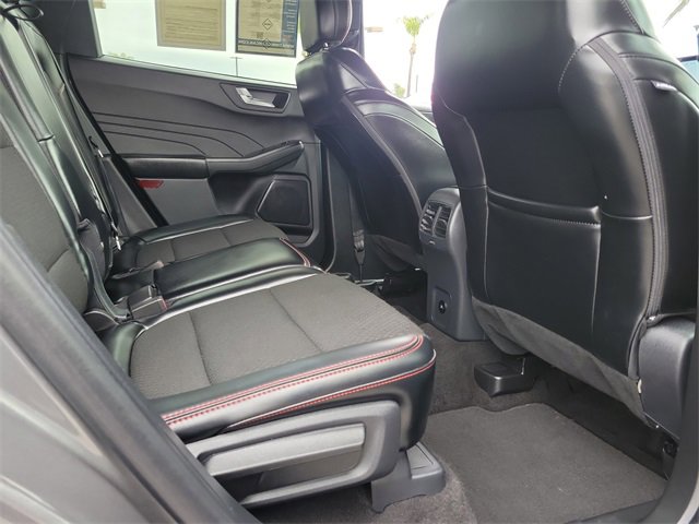Certified 2025 Ford Escape ST-Line image 24