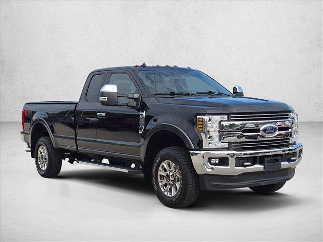 Certified 2019 Ford F350 Lariat w/ Chrome Package AWD/4WD image 3