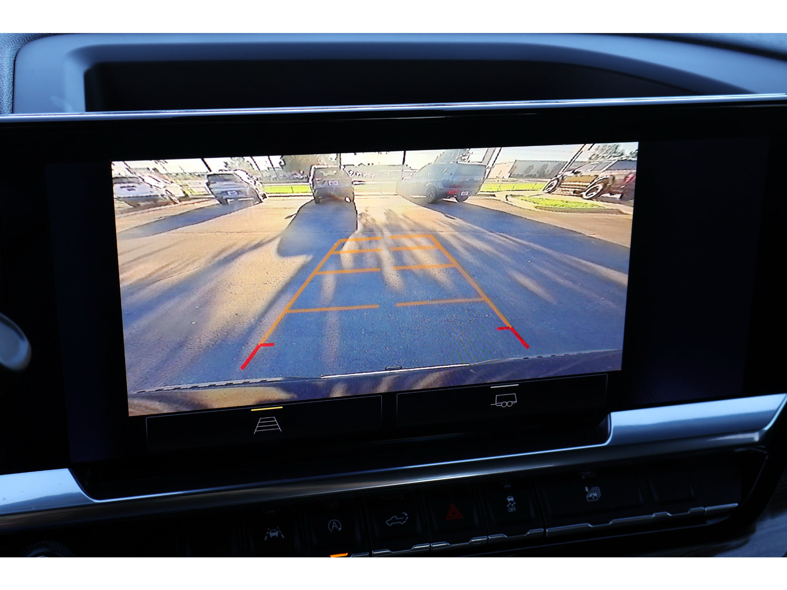 Used 2024 Chevrolet Silverado 1500 LT RWD image 5