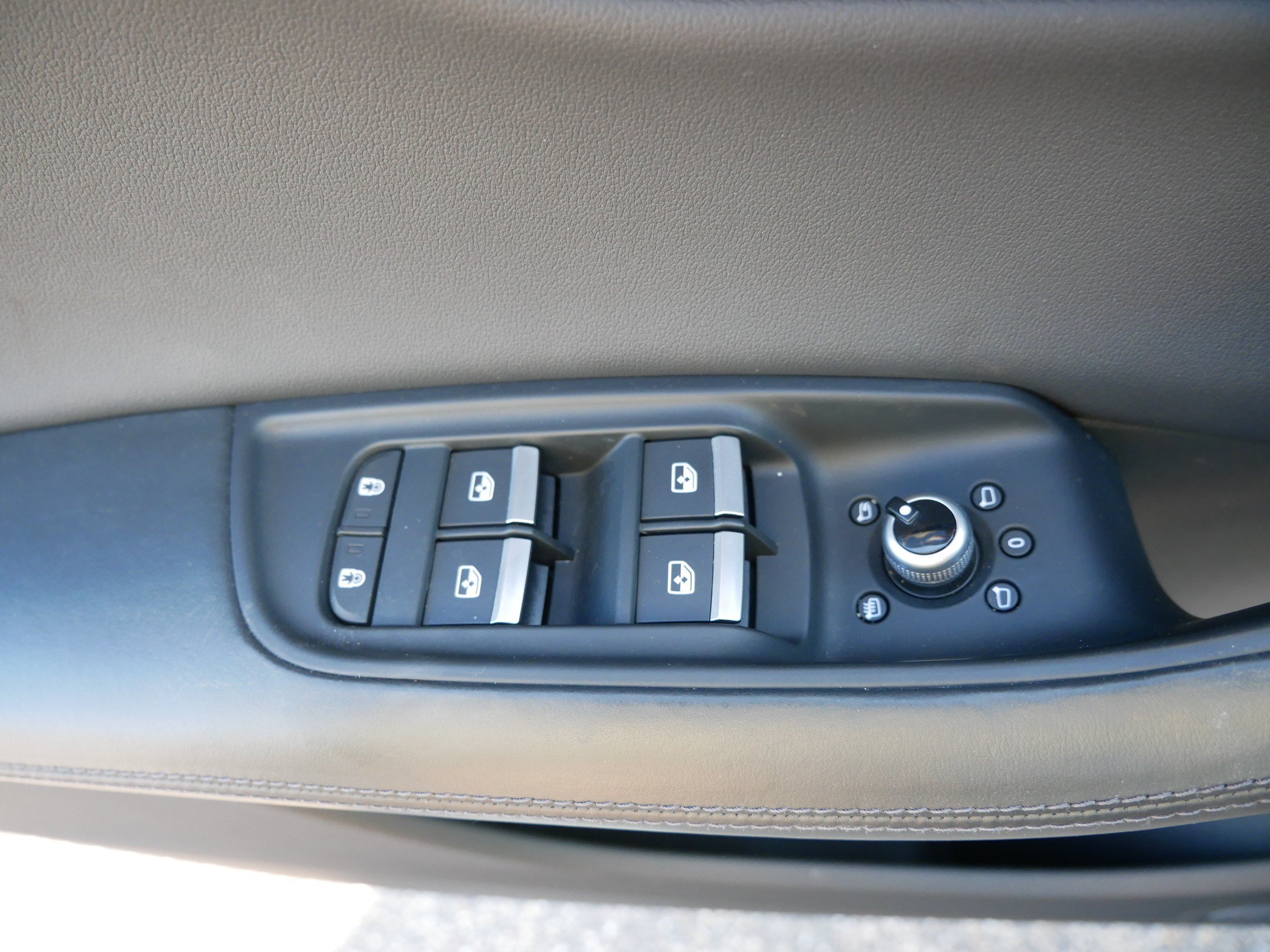 Used 2022 Audi Q7 3.0T Prestige AWD/4WD image 20