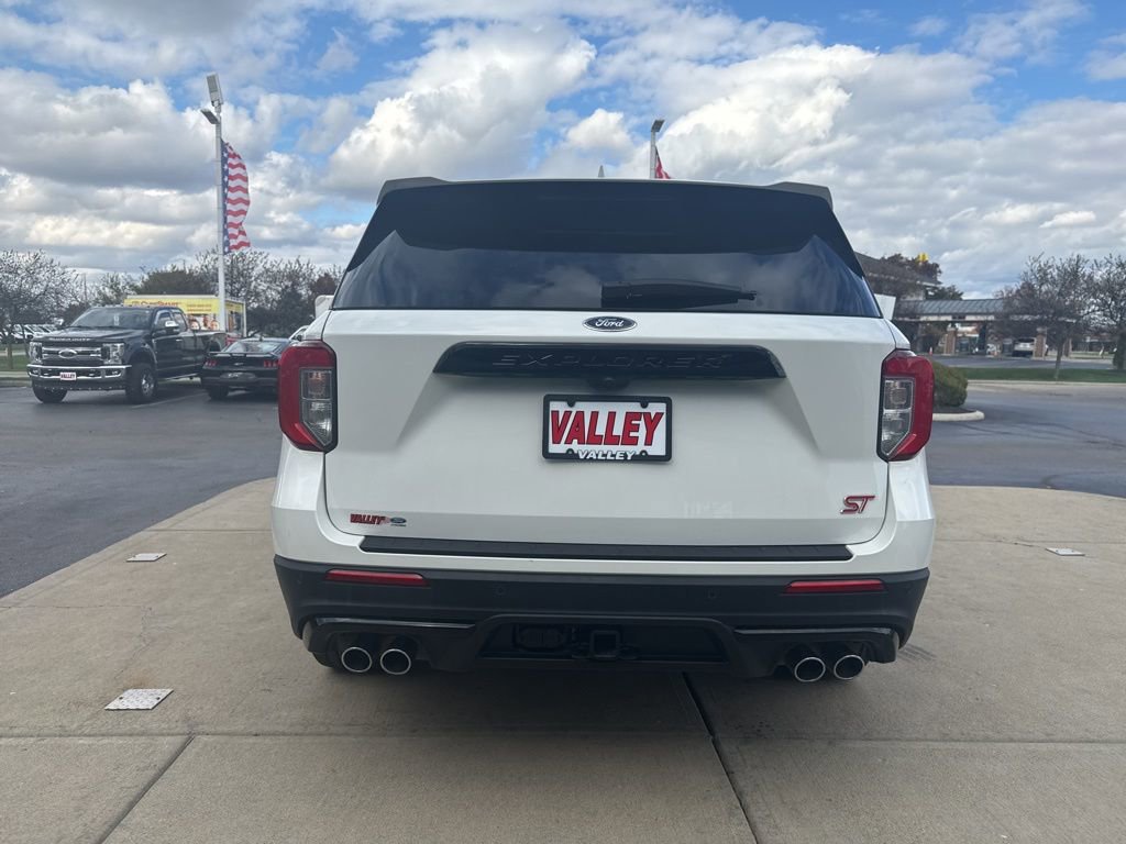 Certified 2024 Ford Explorer ST w/ Equipment Group 401A image 9