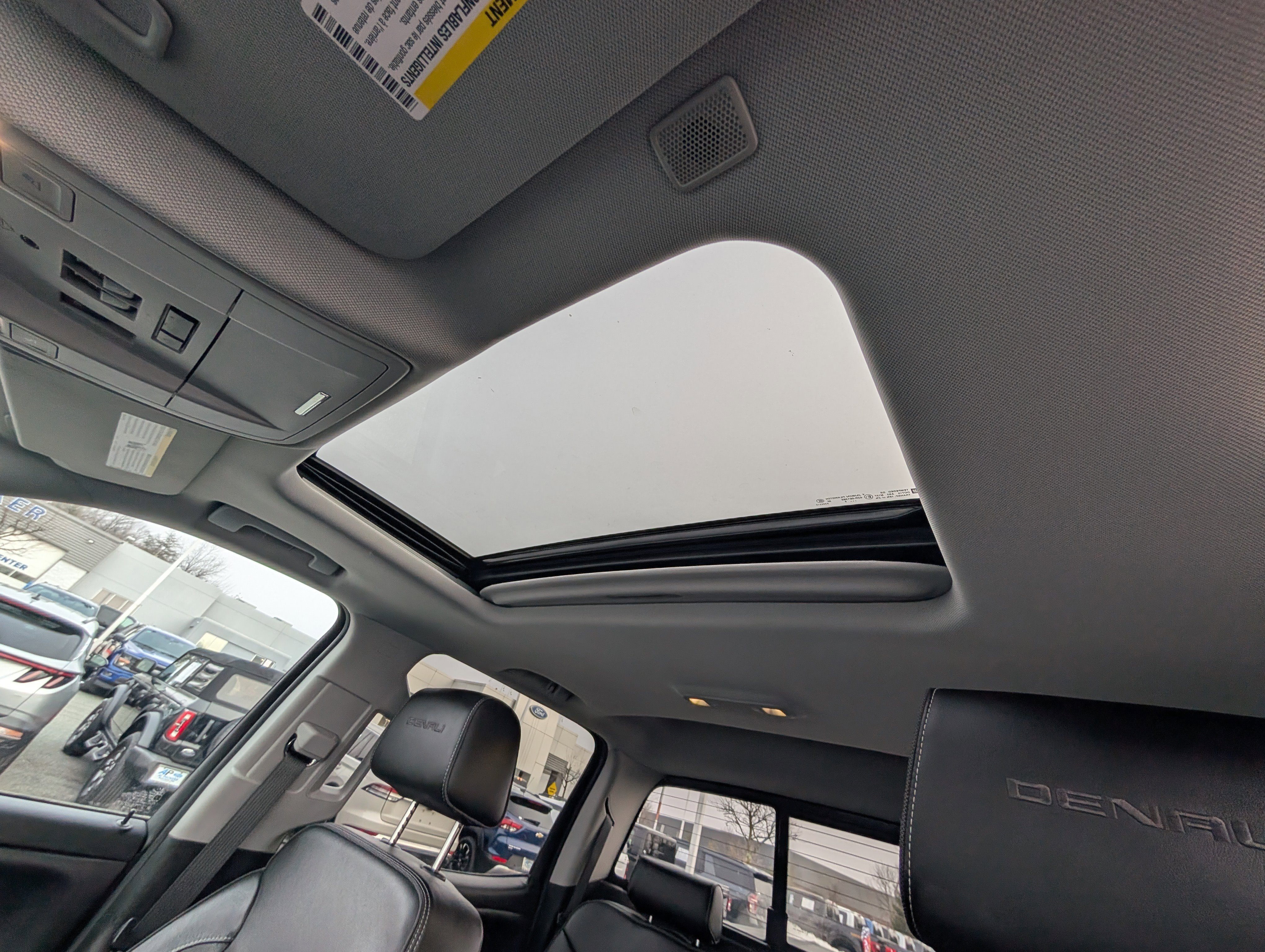 Used 2018 GMC Sierra 1500 Denali w/ Denali Ultimate Package image 29