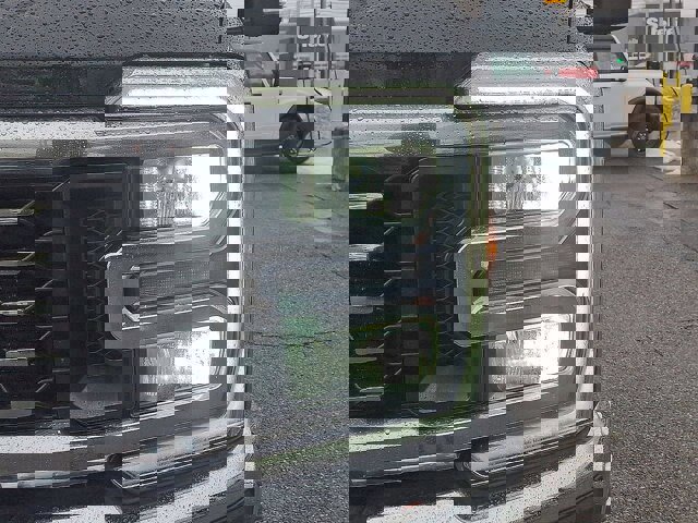 Certified 2023 Ford F350 Lariat image 27