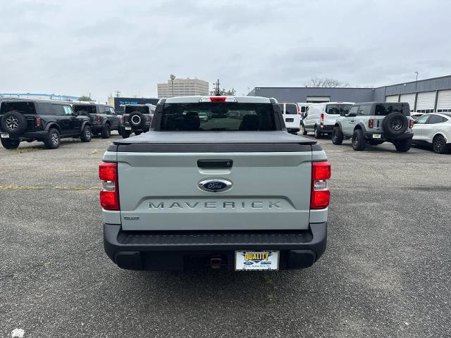 Certified 2022 Ford Maverick XLT image 3