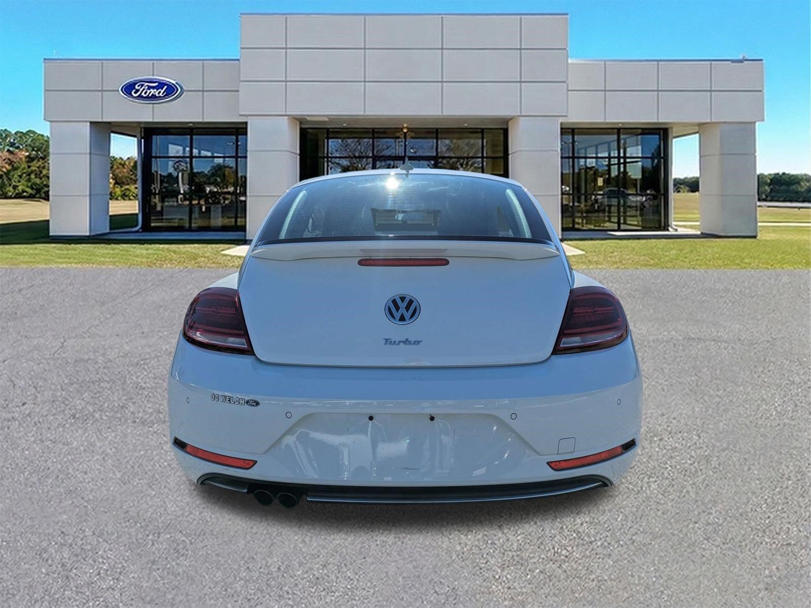 Used 2019 Volkswagen Beetle 2.0T SE w/ SE Premium Package FWD image 5