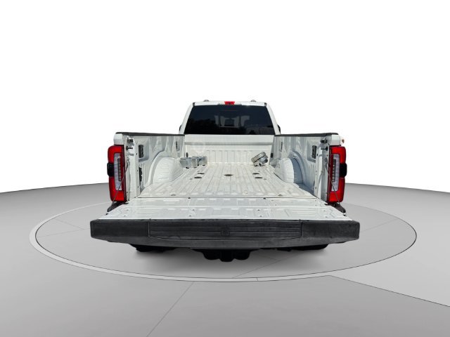 Certified 2026 Ford F450 Platinum w/ FX4 Off-Road Package AWD/4WD image 18