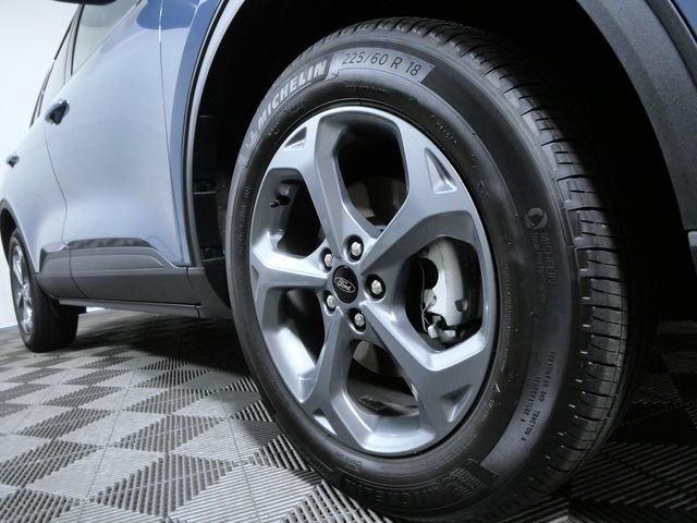 Certified 2025 Ford Escape ST-Line w/ Tech Pack #1 AWD/4WD image 2