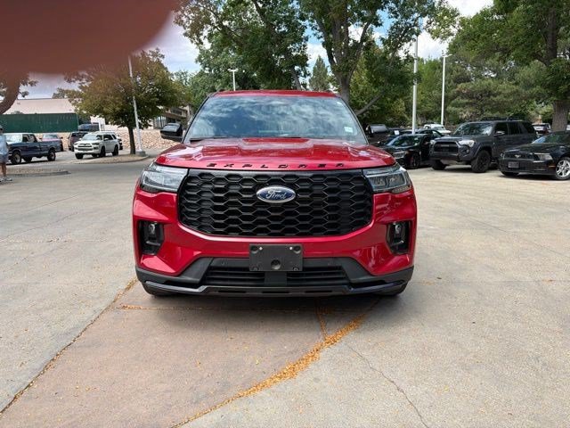 Certified 2025 Ford Explorer ST-Line w/ Premium Package AWD/4WD image 9