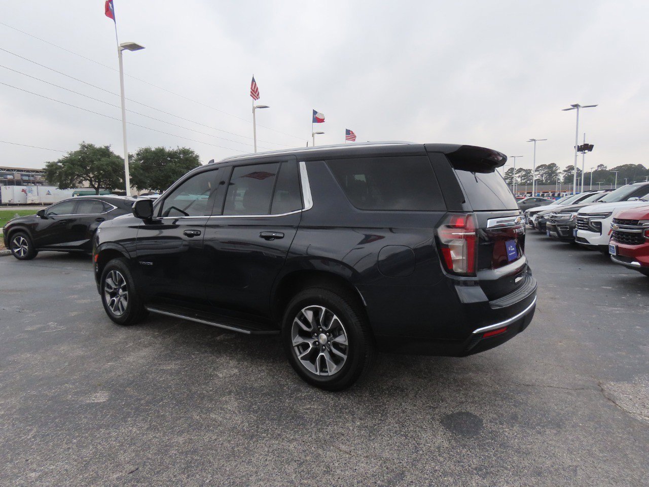 Used 2023 Chevrolet Tahoe LT RWD image 17