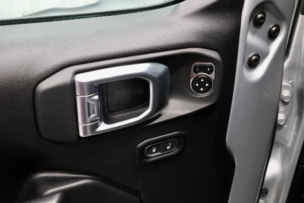 Used 2023 Jeep Gladiator Sport image 23