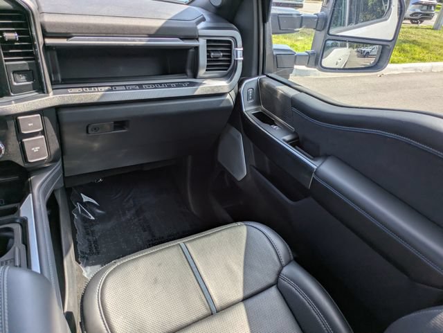 Certified 2025 Ford F350 Platinum w/ FX4 Off-Road Package AWD/4WD image 17