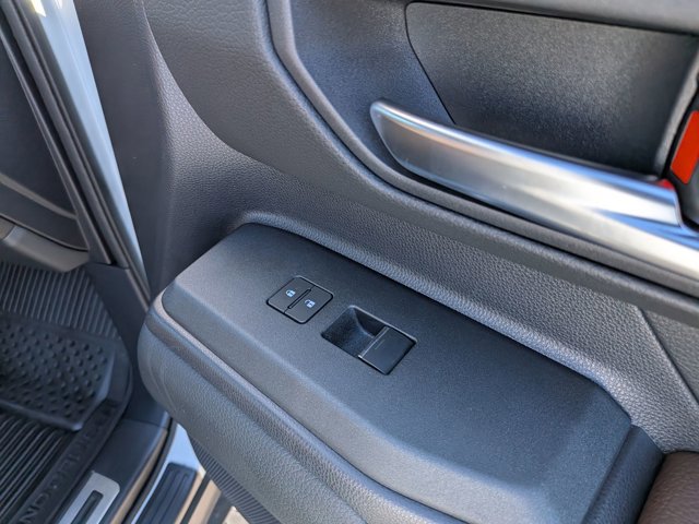 Used 2025 Toyota Land Cruiser image 36