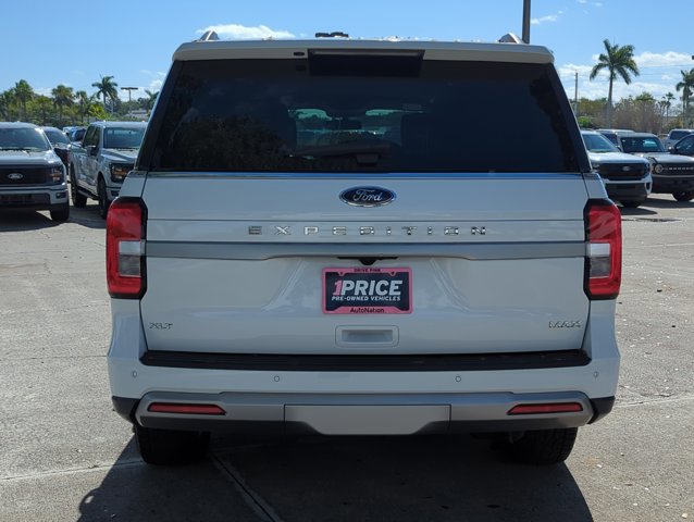 Certified 2024 Ford Expedition Max XLT image 7