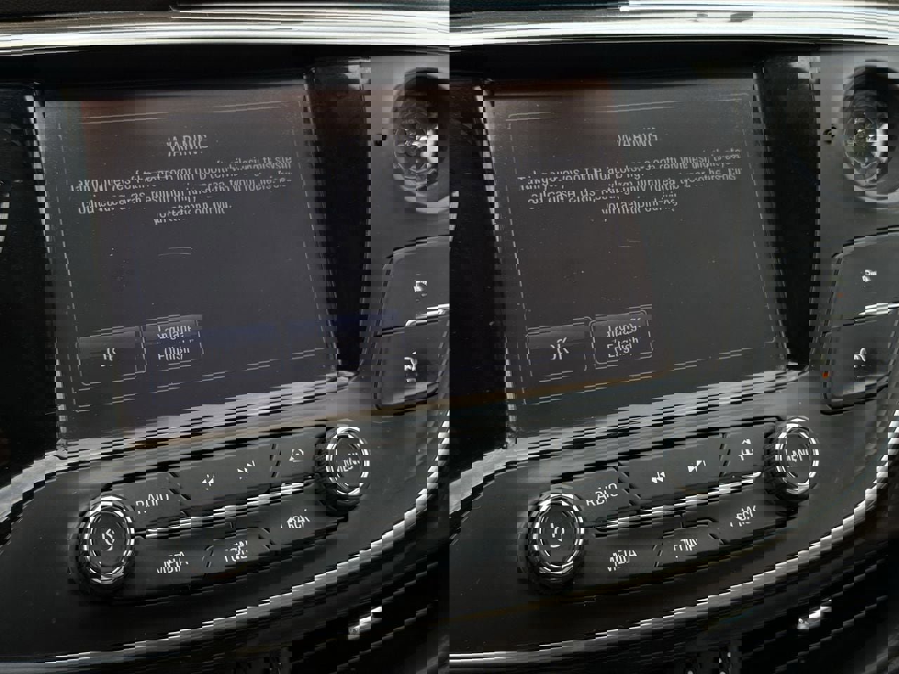 Used 2019 Buick Envision Preferred image 17