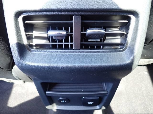 Certified 2023 Ford Edge SEL w/ Convenience Package AWD/4WD image 19