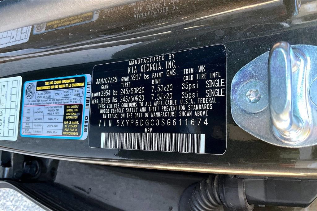 Used 2025 Kia Telluride S image 5