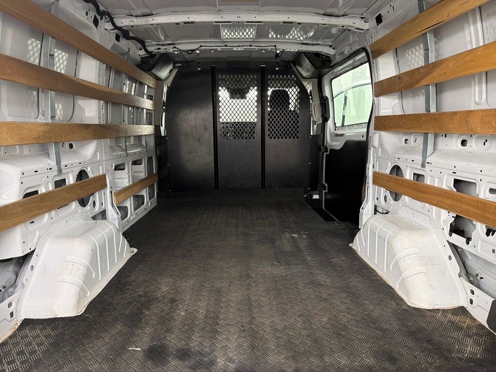 Certified 2024 Ford Transit 250 Low Roof w/ Exterior Upgrade Package image 30