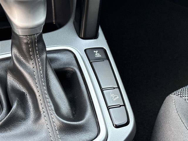 Used 2024 Kia Seltos LX AWD/4WD image 28