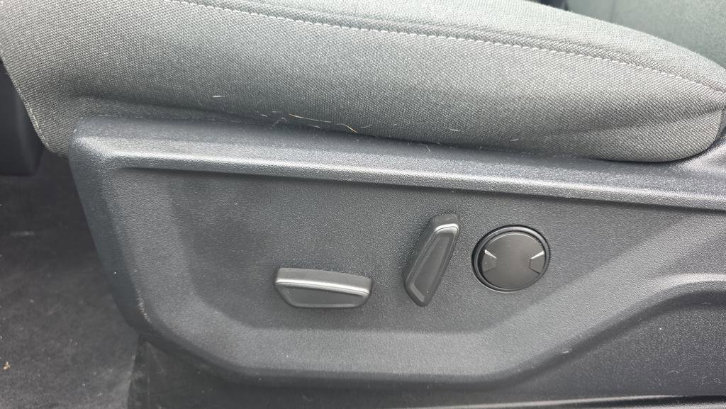 Certified 2023 Ford F150 XLT w/ Equipment Group 302A High image 17