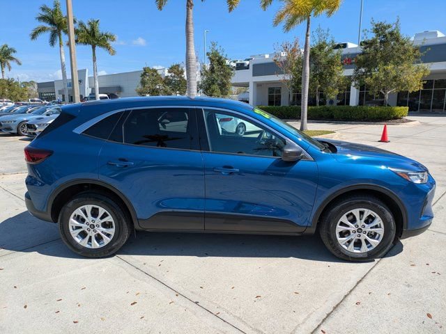 Certified 2023 Ford Escape Active image 5