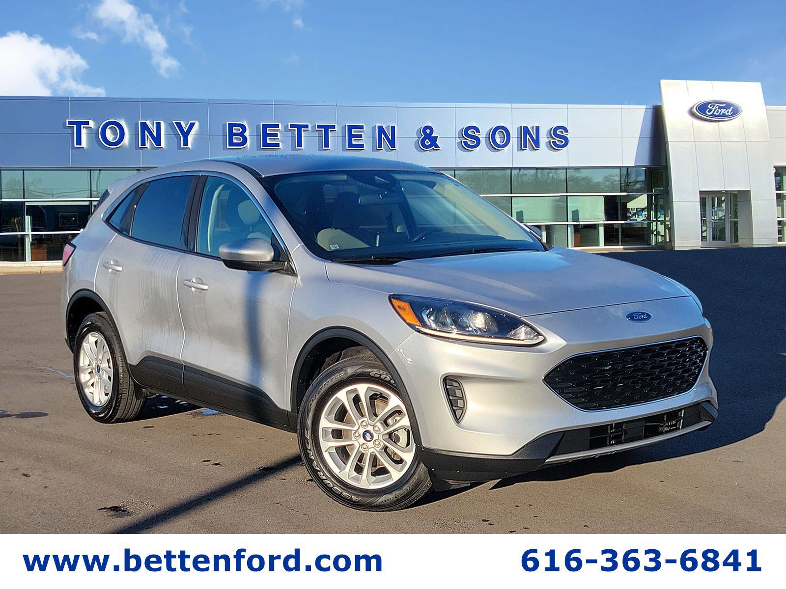 Certified 2020 Ford Escape SE