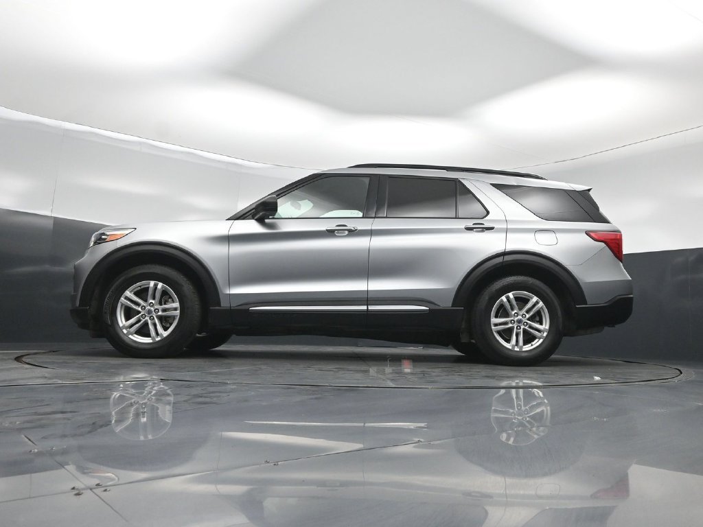 Certified 2020 Ford Explorer XLT RWD image 50