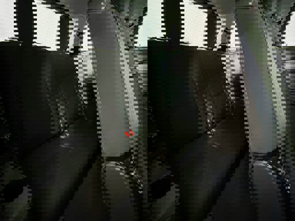 Certified 2022 Ford Explorer XLT image 31