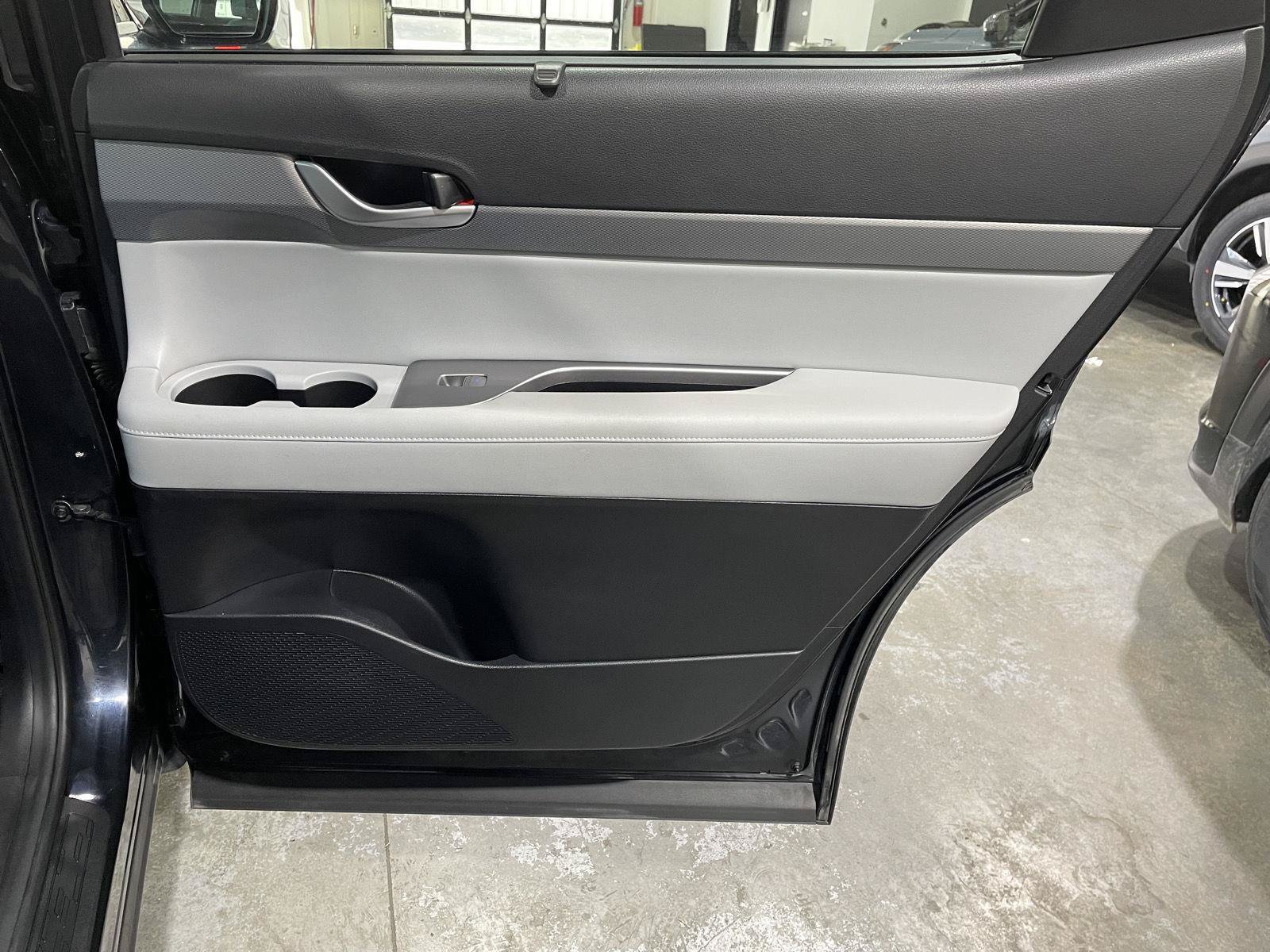 Used 2021 Hyundai Palisade SEL w/ Premium Package AWD/4WD image 26