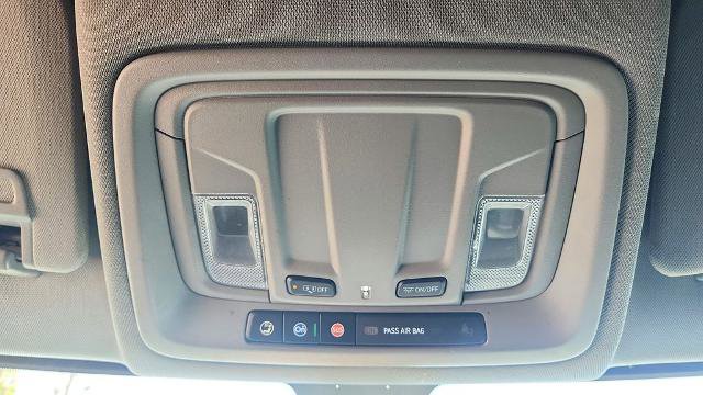 Used 2023 Chevrolet Silverado 2500 LT w/ Convenience Package image 16